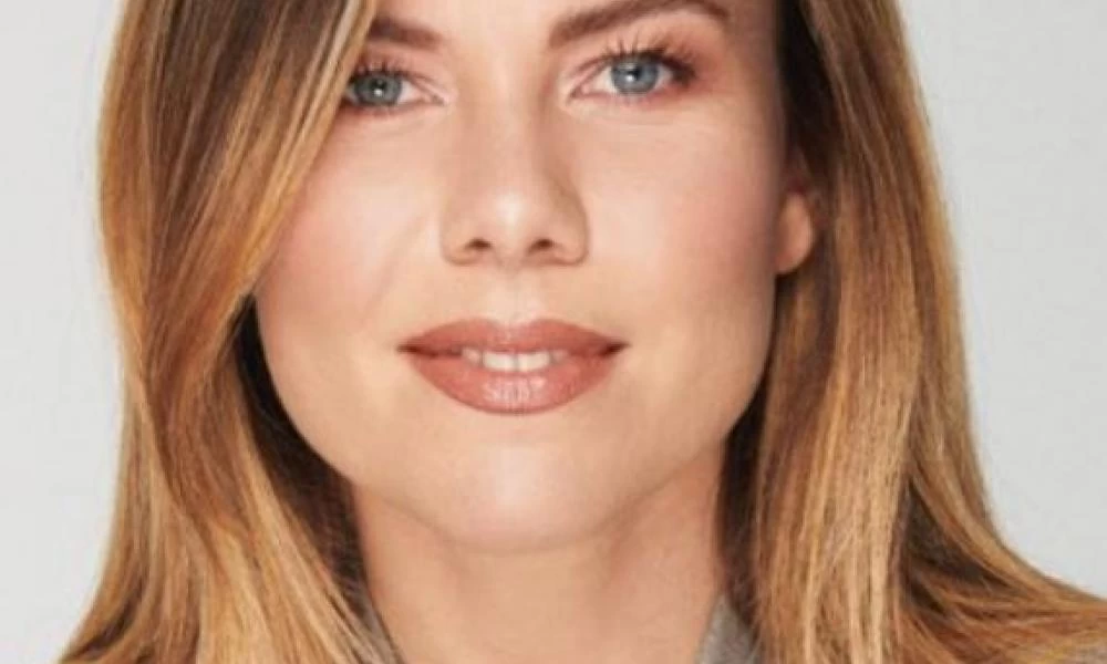 Αλεσάντρα Κλεμέντε – Η Ναπολιτάνα που θέλει να «ξεριζώσει» τη μαφία